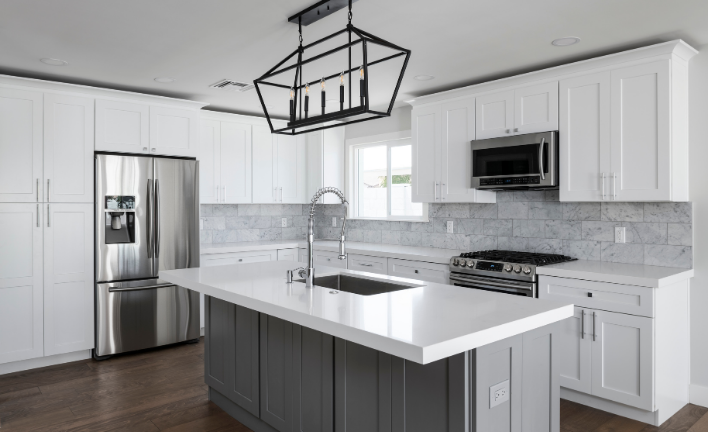 10x10 Kitchen Cabinet Set - Custom Shaker